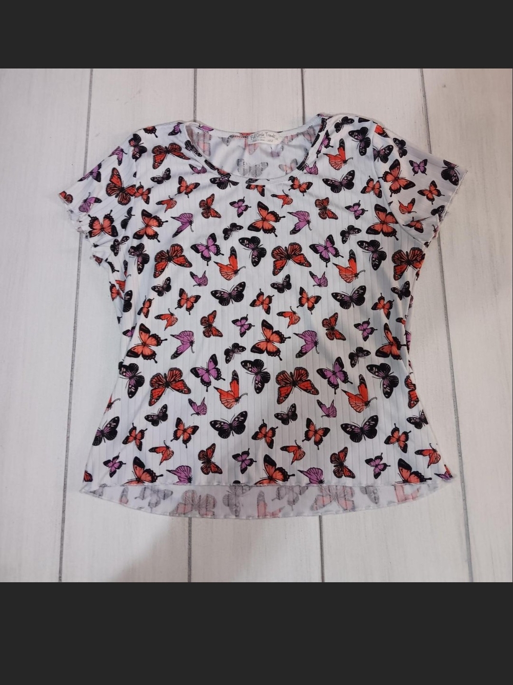 Women’s White Butterfly Print Crop Top